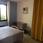 Les Persedes Hotel