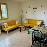 Les Persedes Hotel