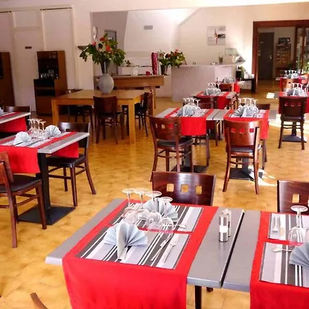 莱思普赛德酒店 Lavilledieu (Ardeche)