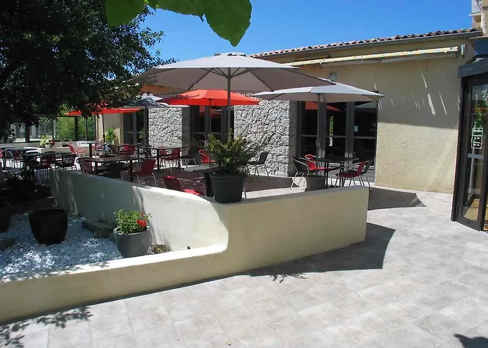Hotel Les Persèdes 2*